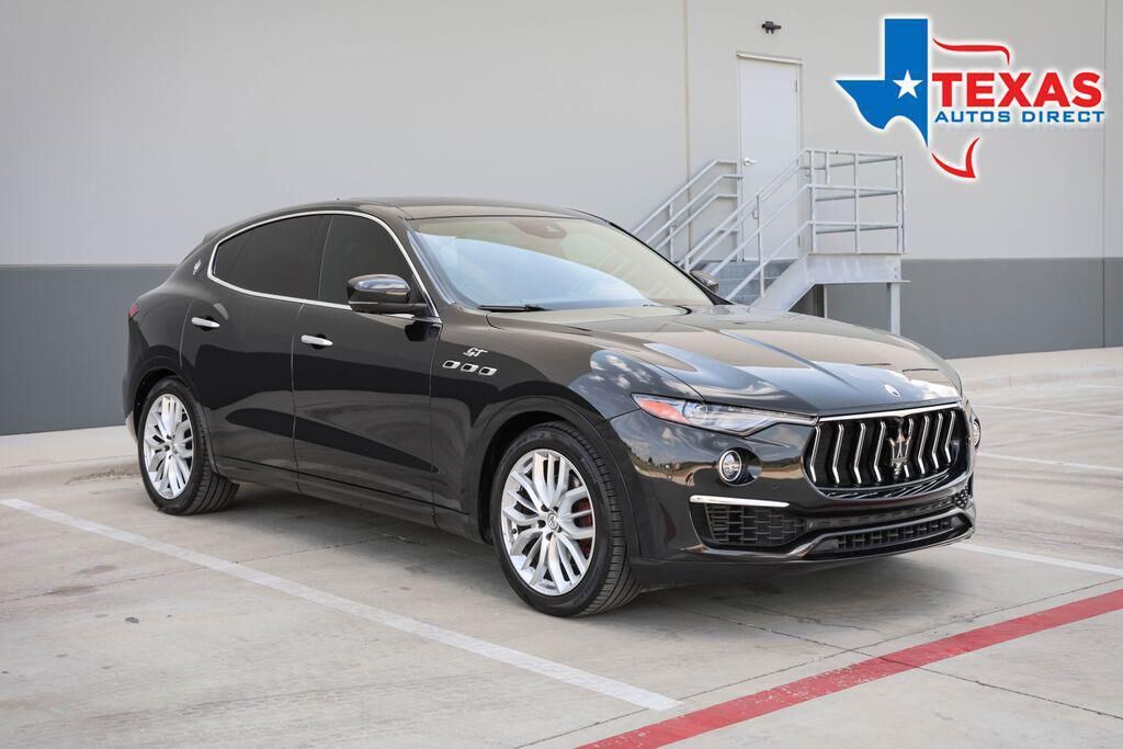 2022 MASERATI Levante