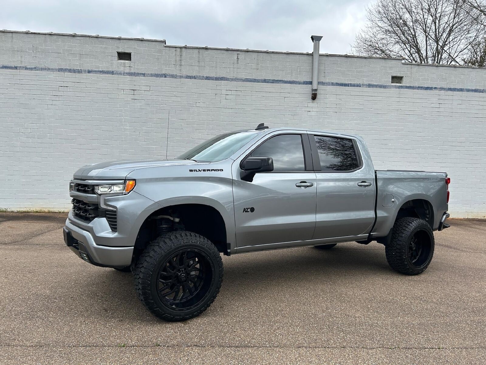 2024 CHEVROLET Silverado