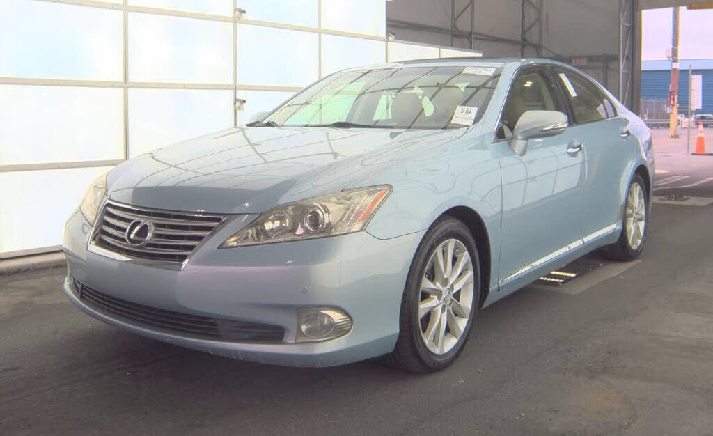 2011 LEXUS ES