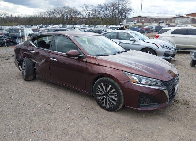 2023 NISSAN Altima