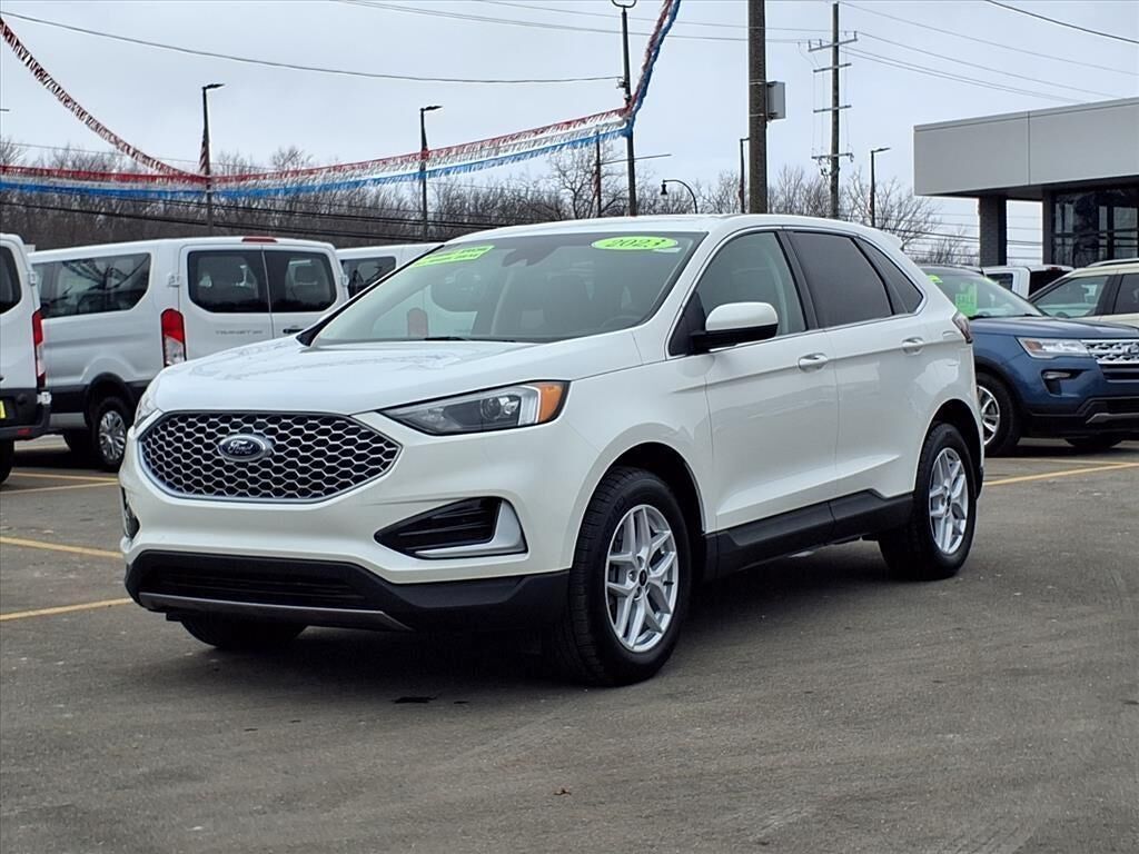 2023 FORD Edge