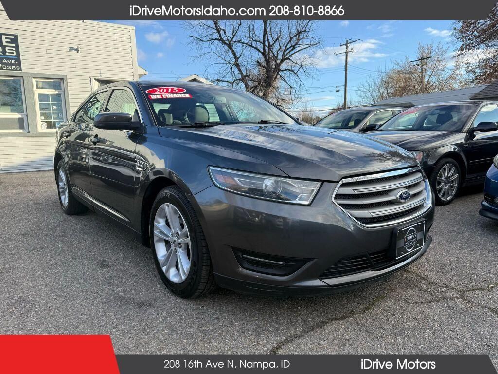 2015 FORD Taurus