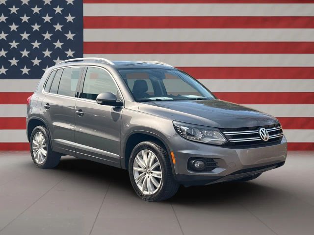 2016 VOLKSWAGEN Tiguan