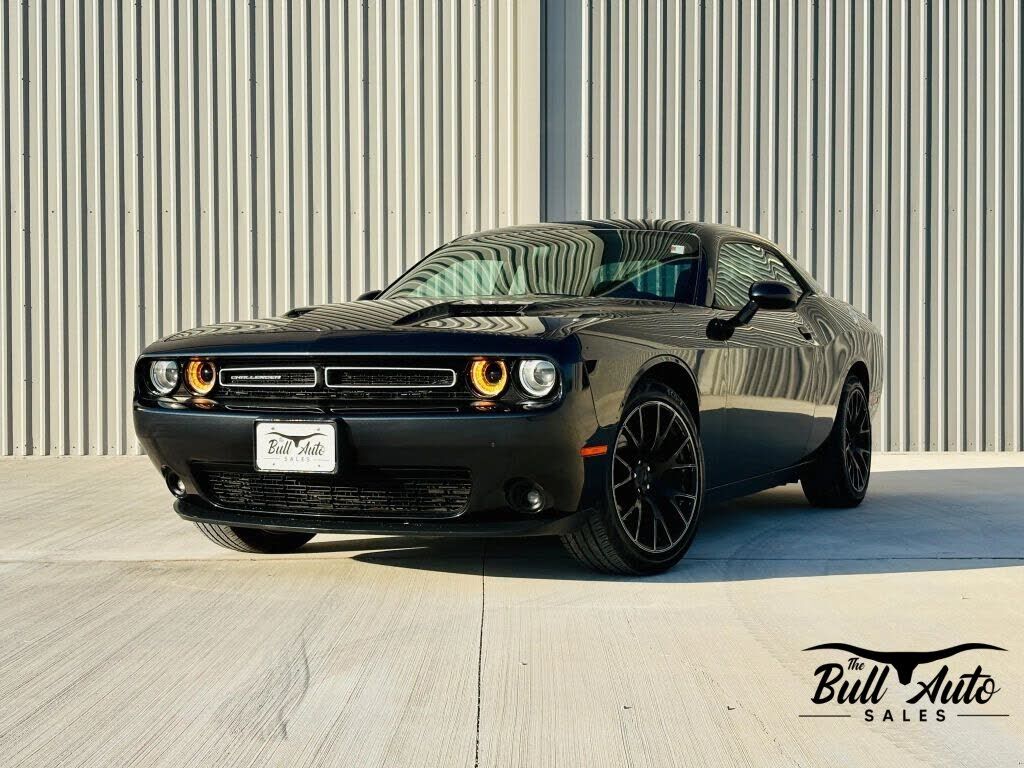 2016 DODGE Challenger