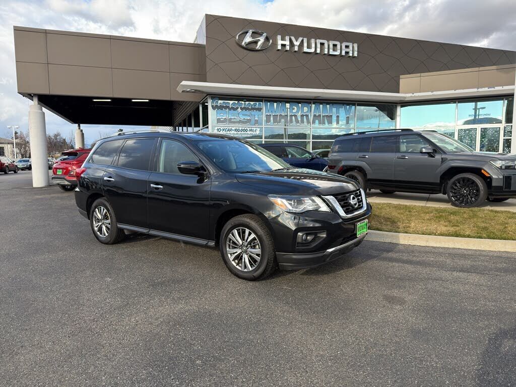 2019 NISSAN Pathfinder