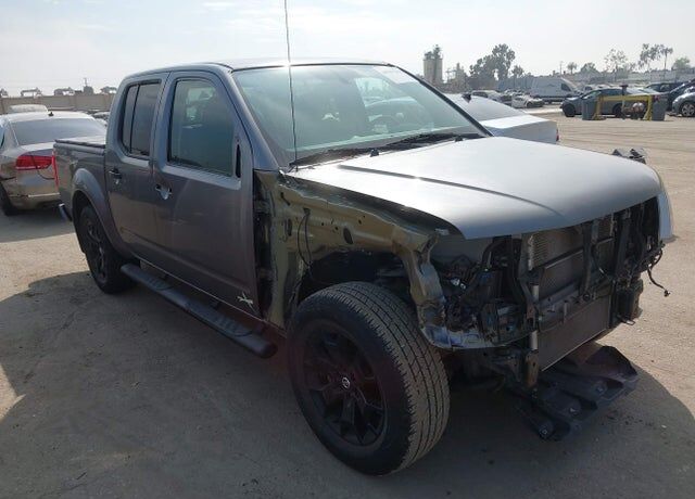 2021 NISSAN Frontier