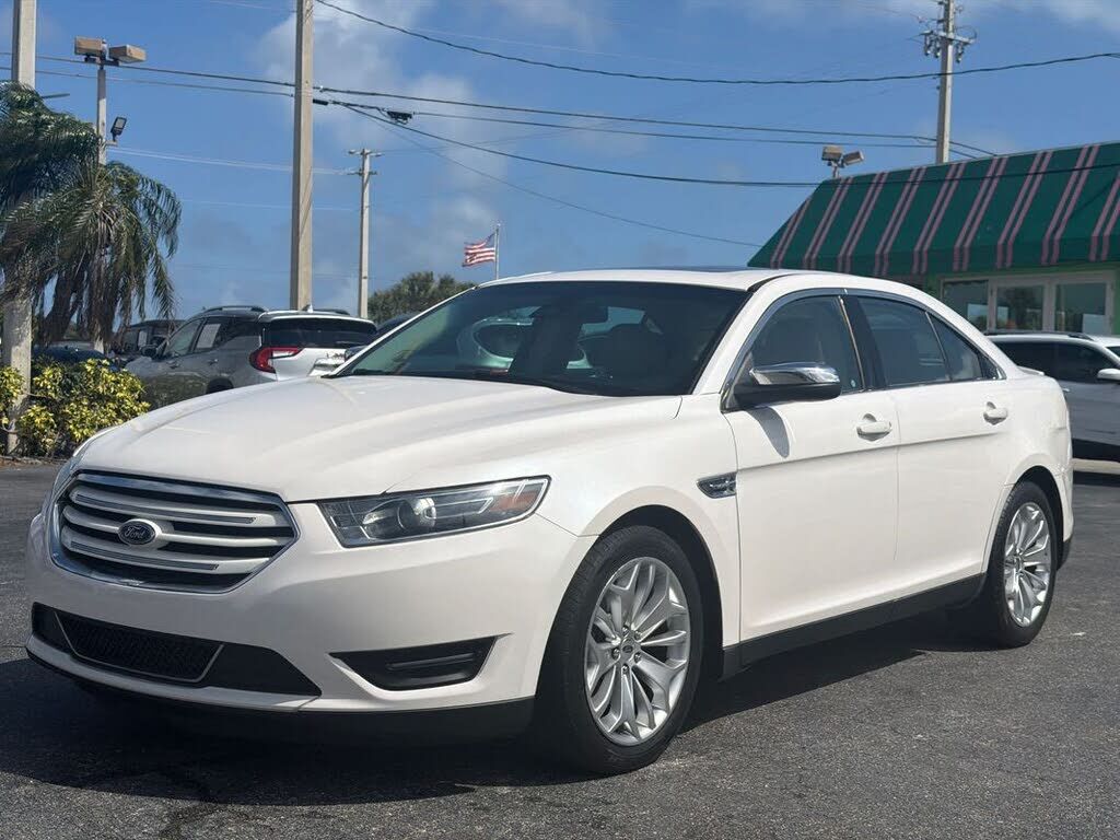 2018 FORD Taurus