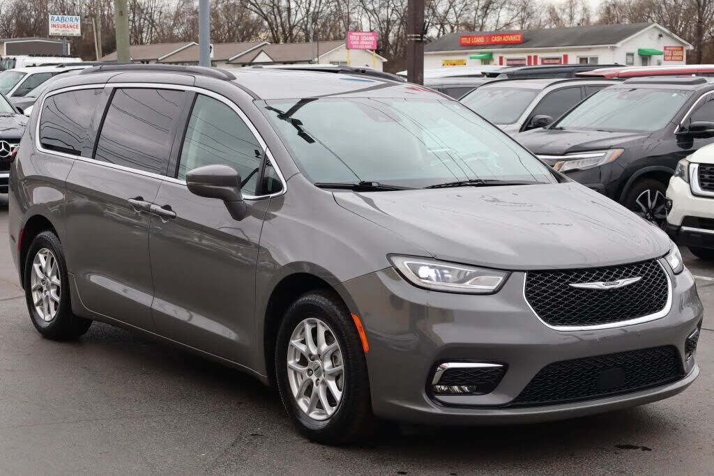 2022 CHRYSLER Pacifica