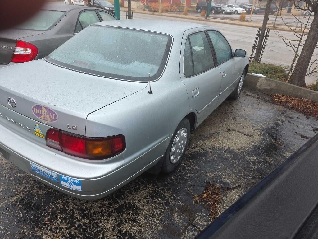 1995 TOYOTA Camry