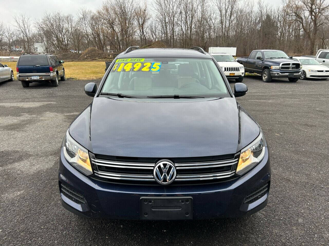 2016 VOLKSWAGEN Tiguan