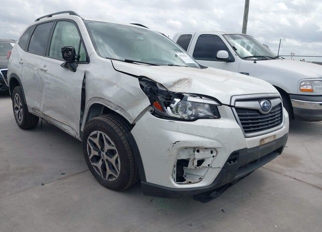 2020 SUBARU Forester