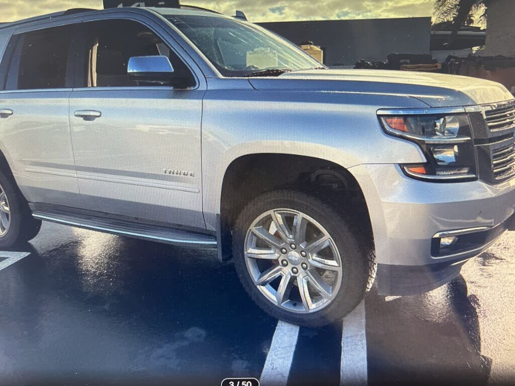 2017 CHEVROLET Tahoe