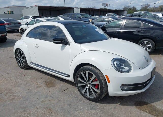 2012 VOLKSWAGEN Beetle