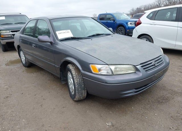 1997 TOYOTA Camry