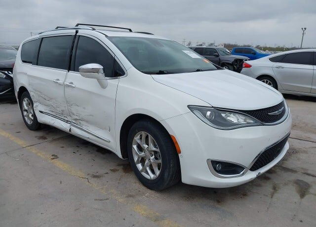 2017 CHRYSLER Pacifica