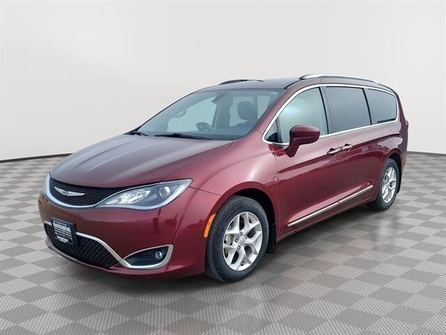 2019 CHRYSLER Pacifica