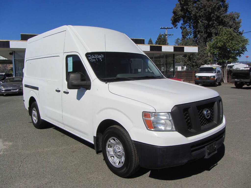 2013 NISSAN NV