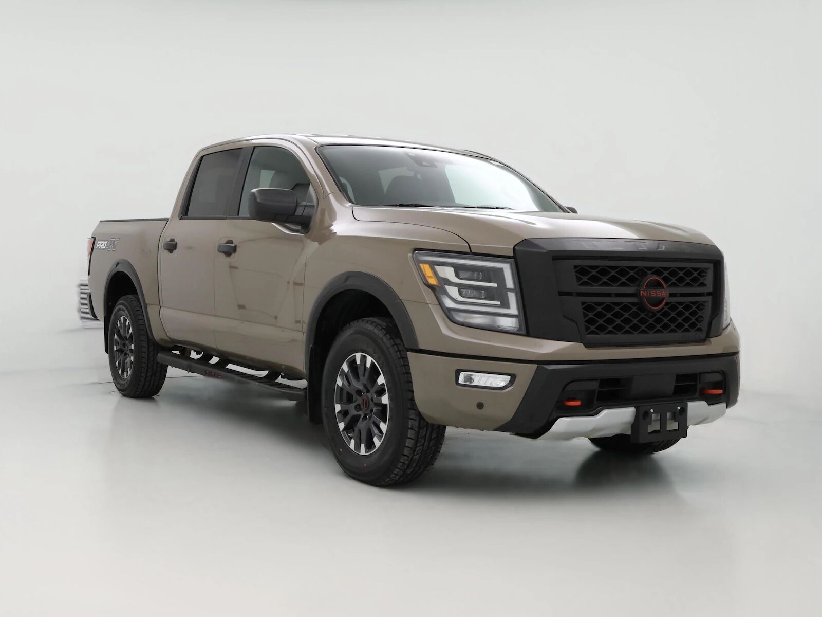 2023 NISSAN Titan