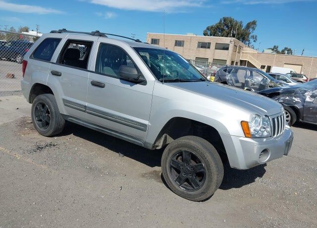 2005 JEEP Grand Cherokee