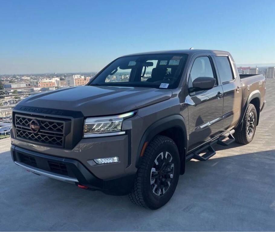 2023 NISSAN Frontier