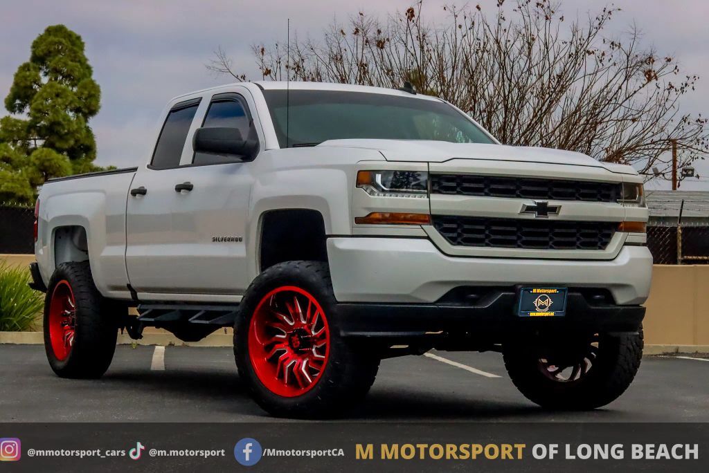2018 CHEVROLET Silverado