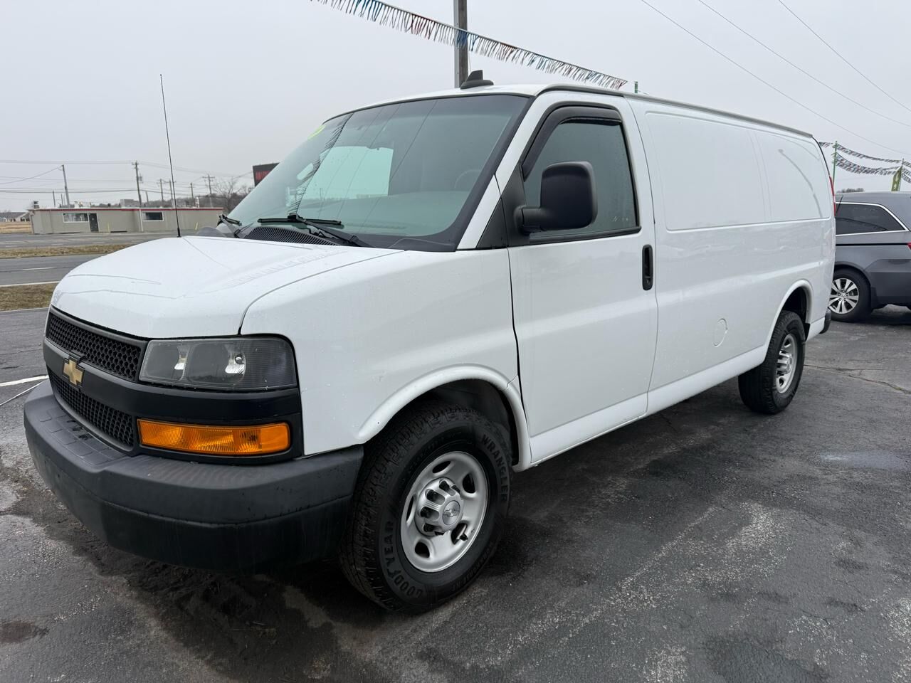 2019 CHEVROLET Express