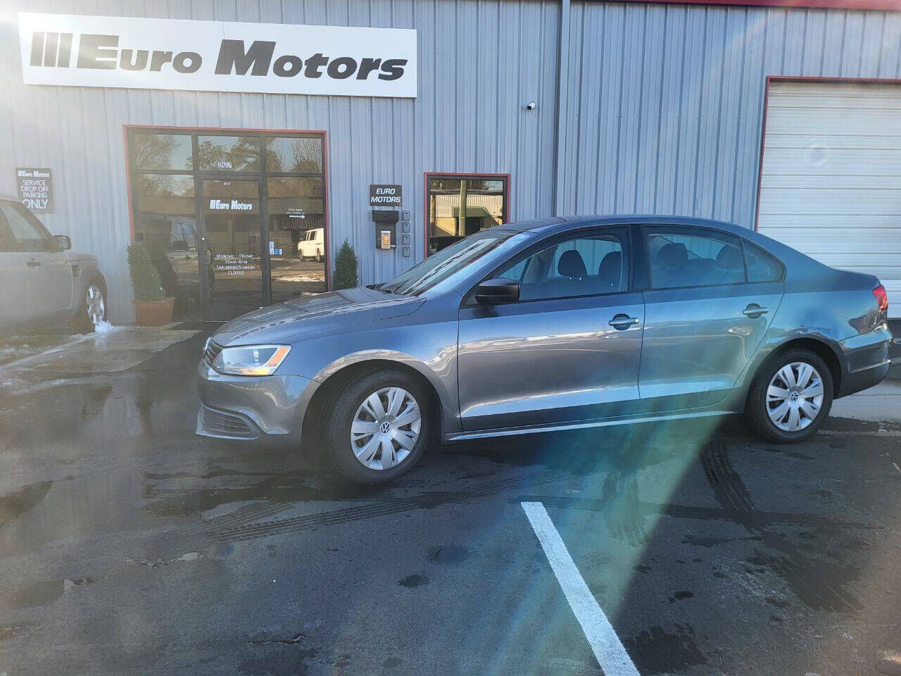 2012 VOLKSWAGEN Jetta