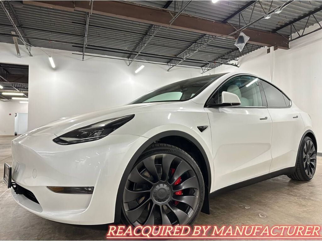 2023 TESLA Model Y