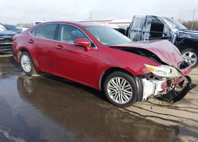 2014 LEXUS ES