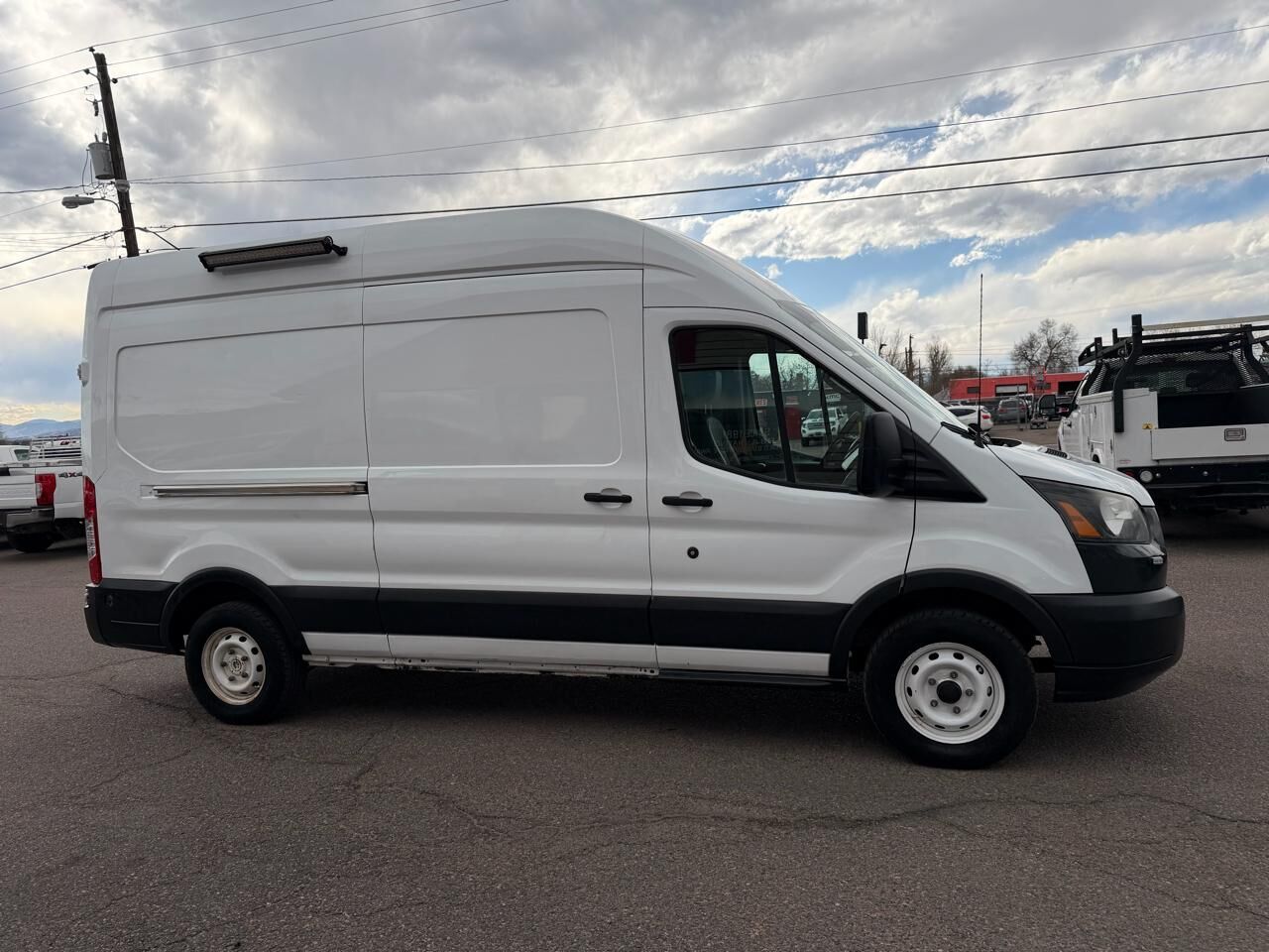2017 FORD Transit