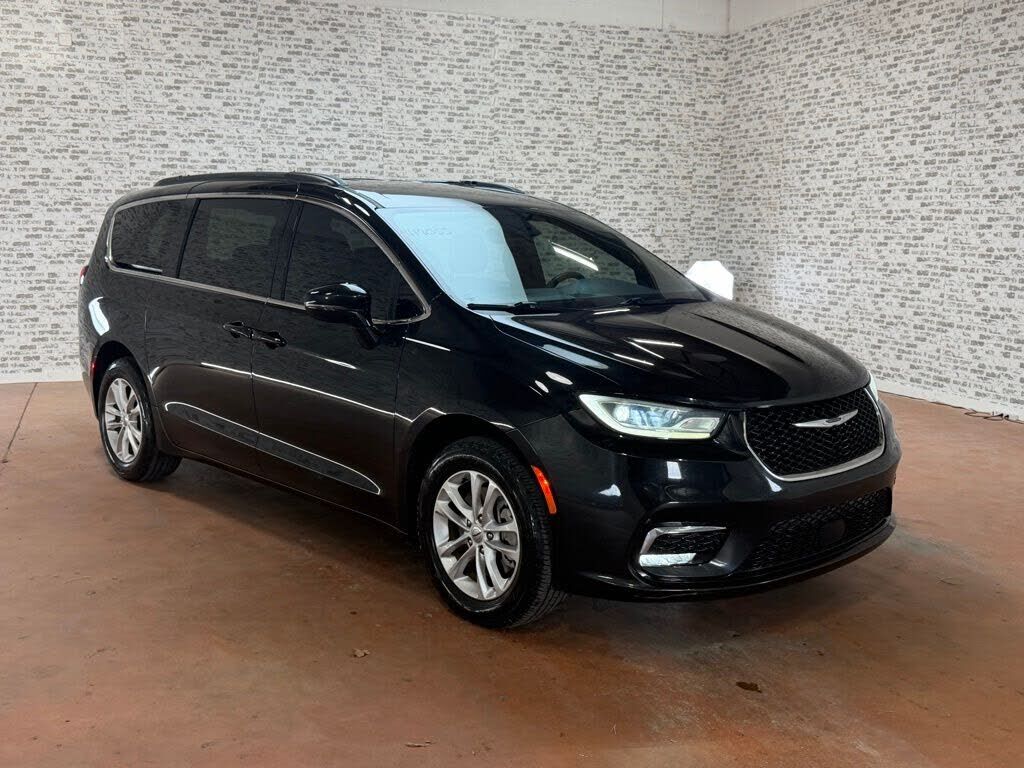 2022 CHRYSLER Pacifica