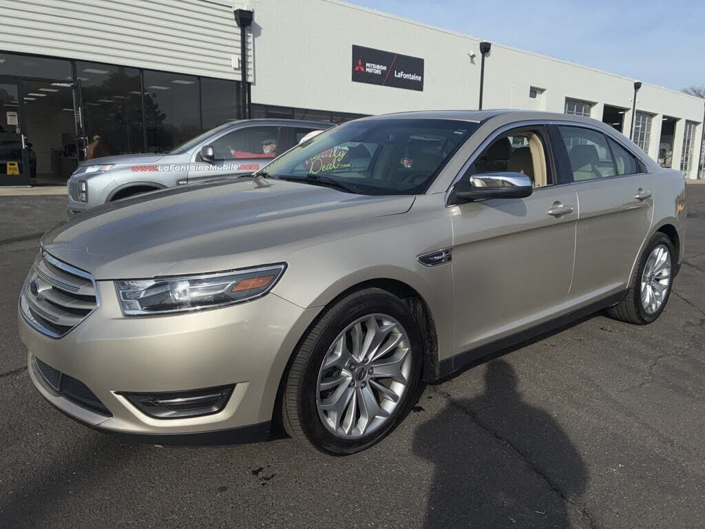 2017 FORD Taurus