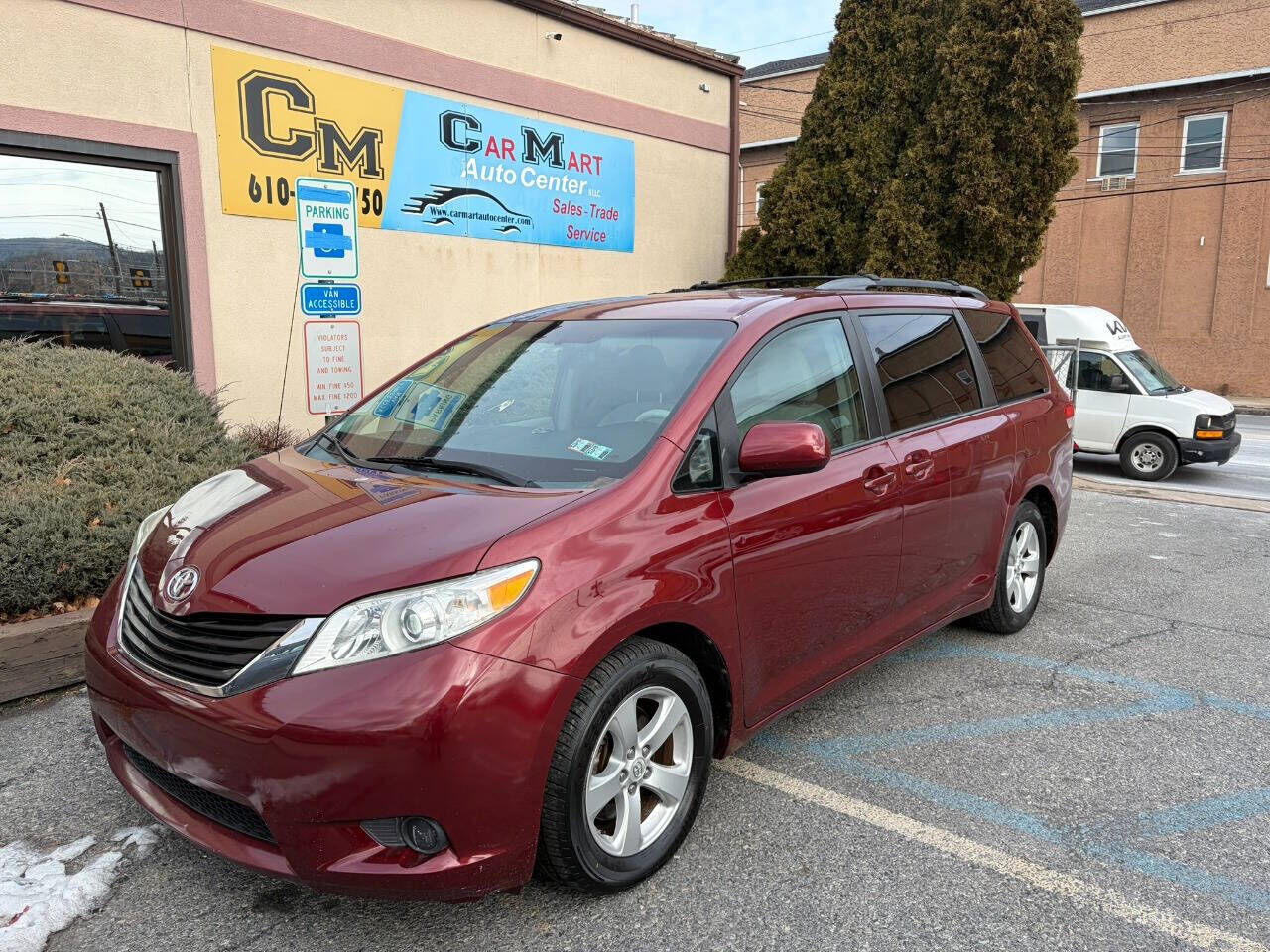 2013 TOYOTA Sienna
