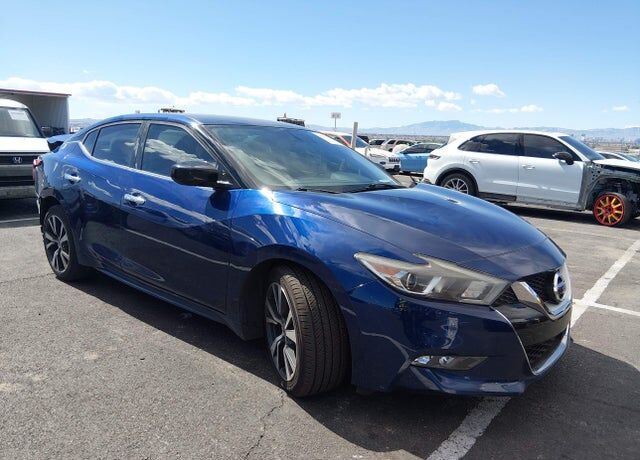 2017 NISSAN Maxima