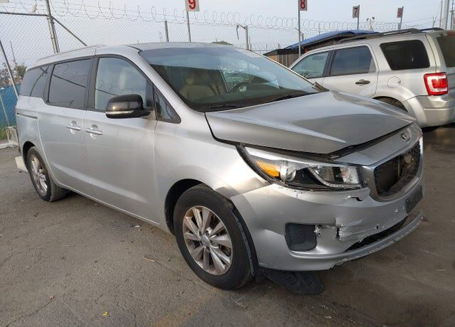 2015 KIA Sedona