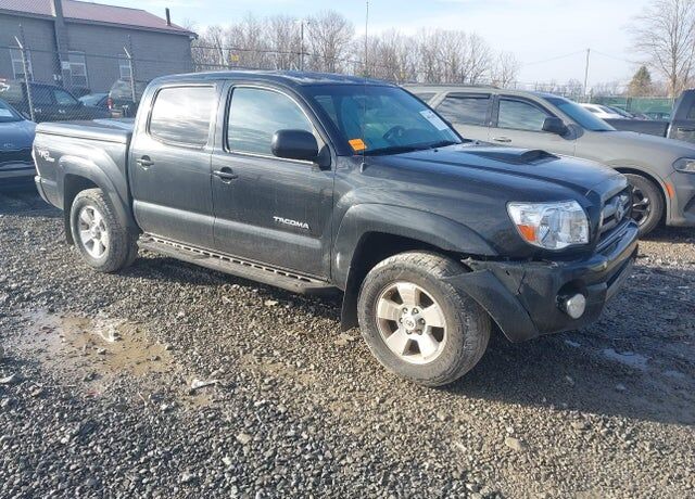 2010 TOYOTA Tacoma