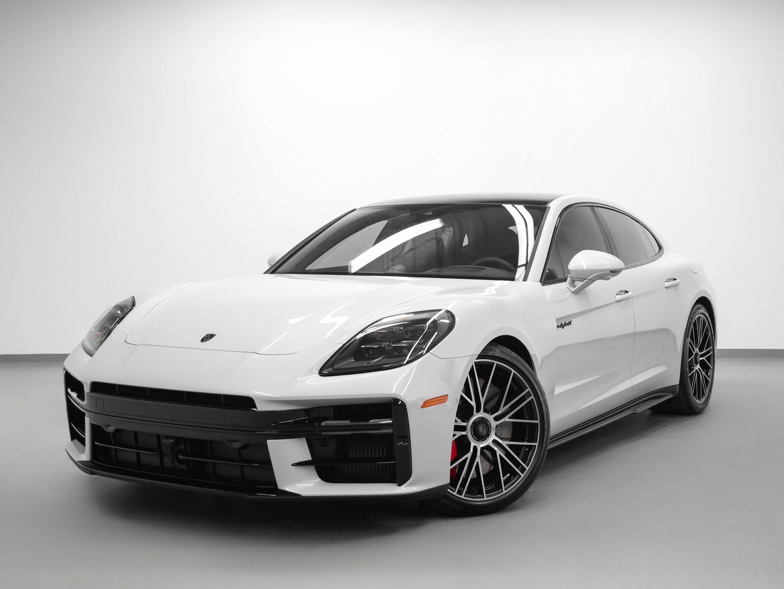 2025 PORSCHE Panamera
