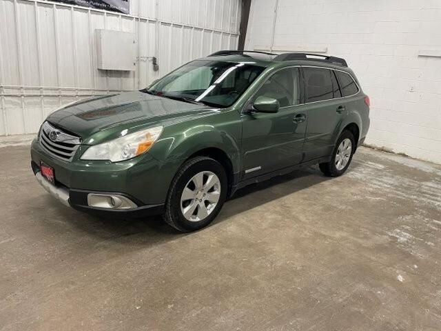 2012 SUBARU Outback