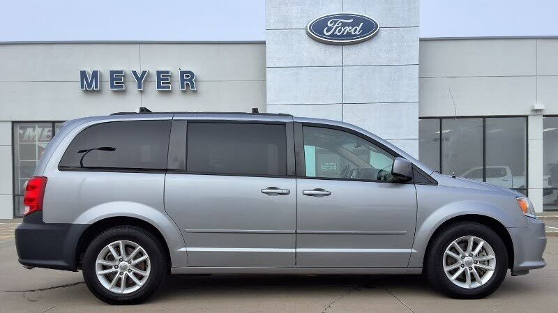 2016 DODGE Grand Caravan