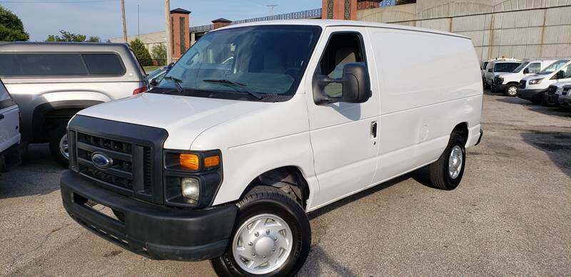 2010 FORD E-250