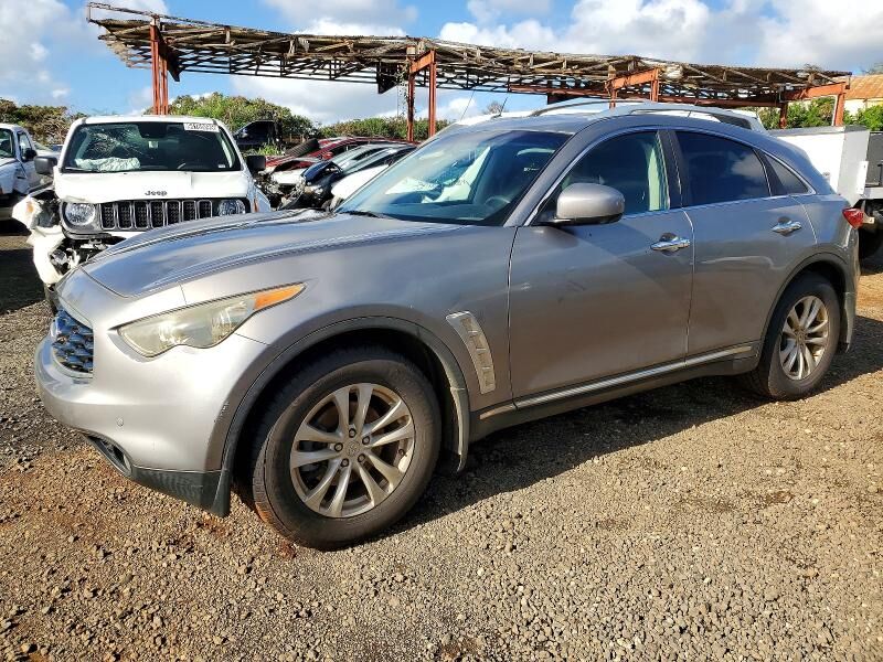 Infiniti FX35