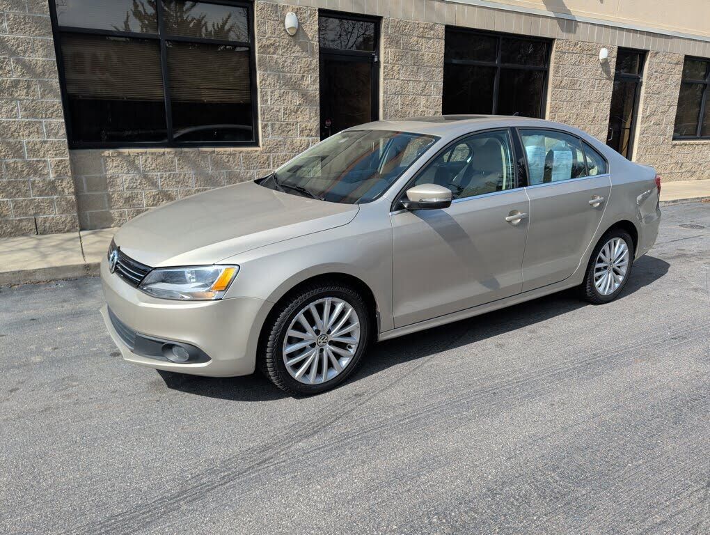 2013 VOLKSWAGEN Jetta