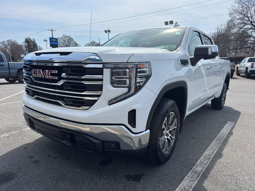 2025 GMC Sierra