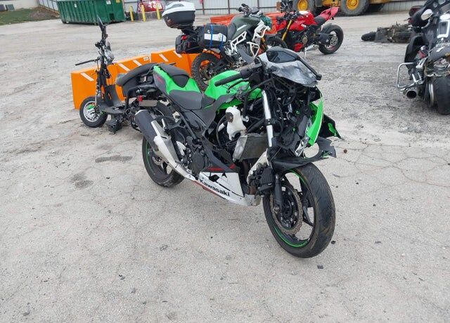 2022 KAWASAKI Ninja