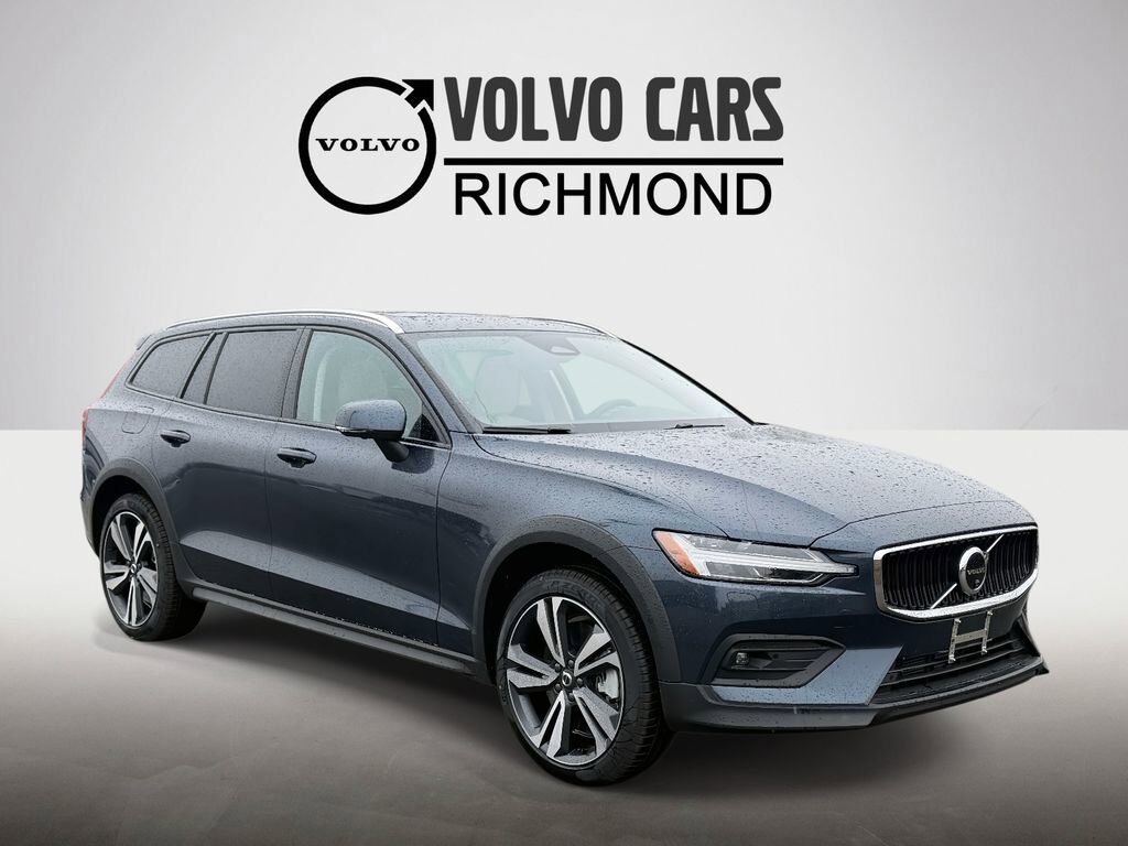 2026 VOLVO V60CC
