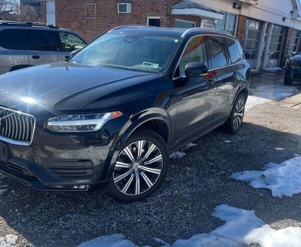 2023 VOLVO XC90