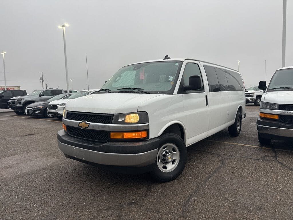 2025 CHEVROLET Express