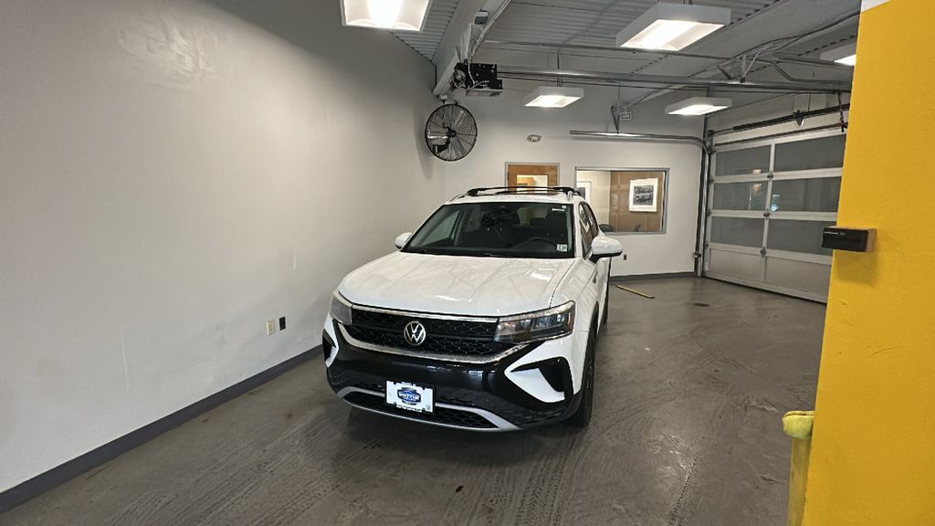 2022 VOLKSWAGEN Taos