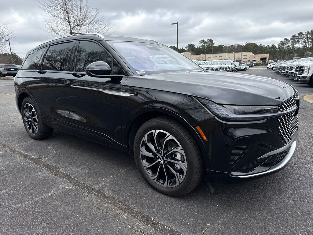 2025 LINCOLN Nautilus