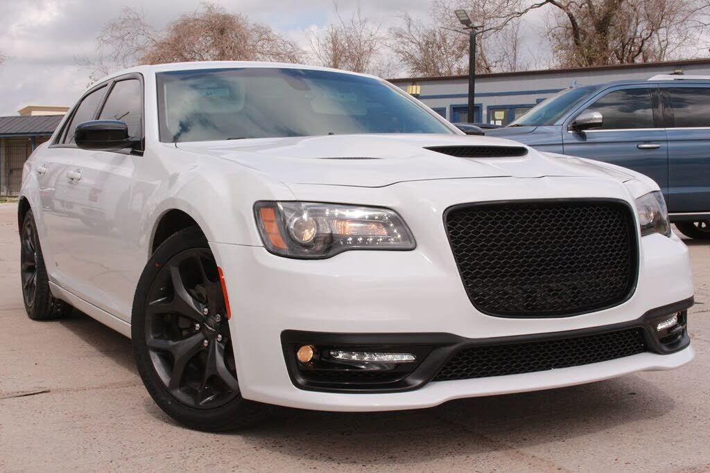 2021 CHRYSLER 300